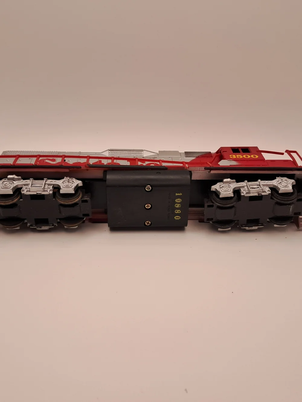 Vintage HO Scale Life-Like GP38 Diesel Locomotive – Santa Fe #3500